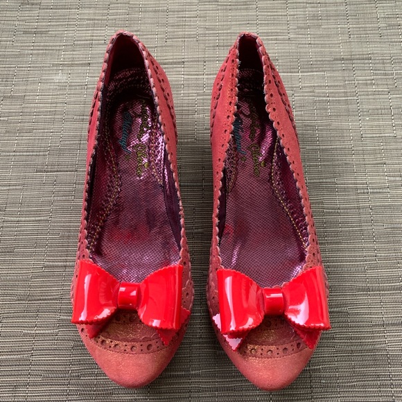irregular choice red shoes